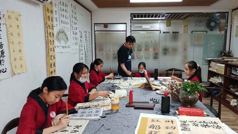 心理咨询师培训代理公司，如何选择更合适？**