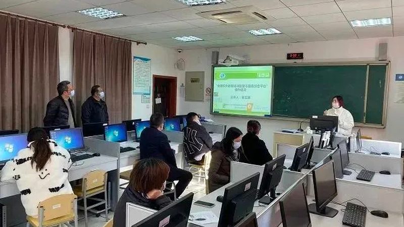 初级会计周末班上海哪里好